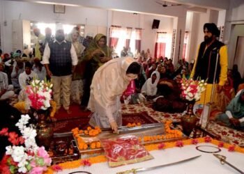 गुरु गोविंद सिंह जी पूरे समाज के लिए प्रेरणा का स्रोत है : राज्यमंत्री श्रीमती गौर