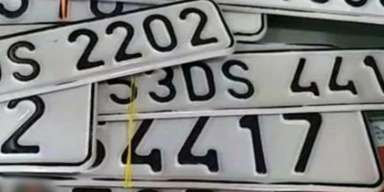 जिन गाड़‍ियों की कंपनियां हुई बंद, उनकी हाई सिक्योरिटी नंबर प्लेट भी नहीं बन रहीं