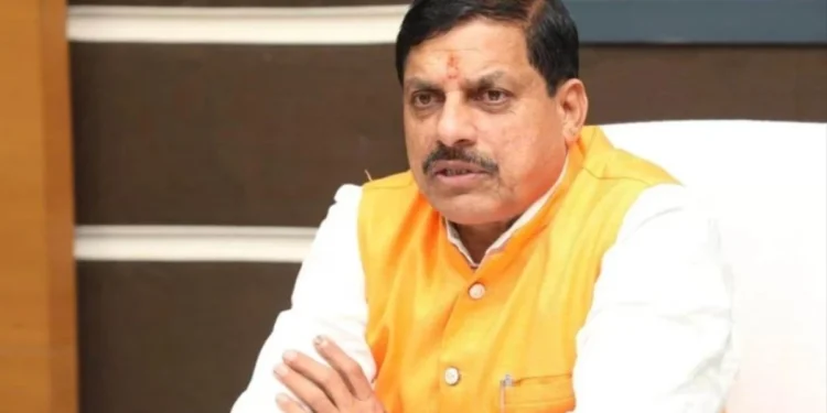 सीएम डॉ. मोहन यादव ने कहा- एसआईआर में अपात्र बाहर हो और पात्र छूटे नहीं, विधायक अपनी टीम के साथ करें निगरानी