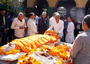 सांसद बृजमोहन ने साहित्यकार विनोद कुमार शुक्ल को दी श्रद्धांजलि