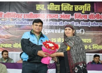 स्व बीरा सिंह की स्मृति में वालीबॉल चैंपियनशिप का उद्घाटन