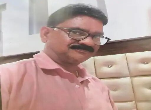 सरगुजा में सहकारी समिति प्रबंधक ने फांसी लगाई:देर रात धान खरीदी केंद्र से लौटे थे समिति प्रबंधक, तनाव में लगा ली फांसी