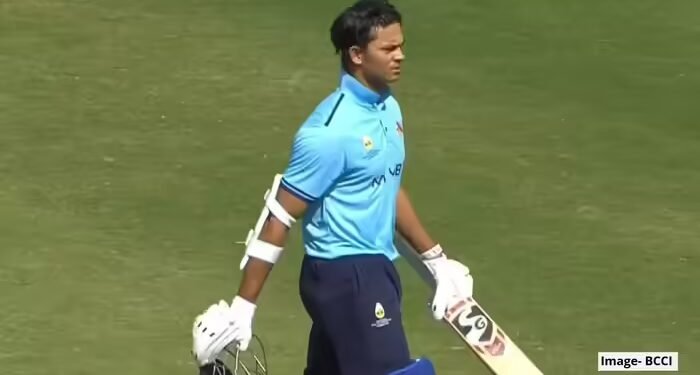 अस्पताल से लौटे यशस्वी के बल्ले से नहीं आई बड़ी पारी, क्या टीम इंडिया सलेक्शन में होगा नुकसान?