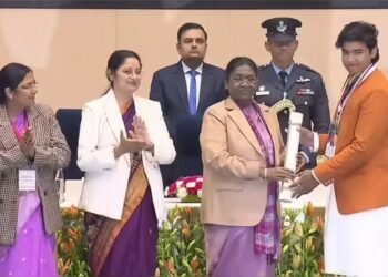 क्रिकेट के मैदान से राष्ट्रपति भवन तक, 14 साल के वैभव सूर्यवंशी को मिला राष्ट्रीय बाल पुरस्कार