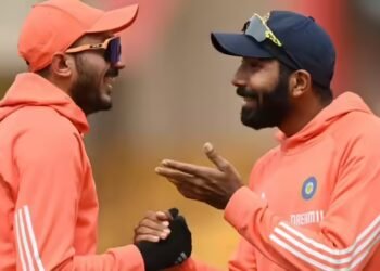 ना खाने के ना पीने के, किस चीज के लिए है जसप्रीत बुमराह में पागलपन, अक्षर पटेल ने खोला सीक्रेट