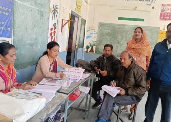 SIR in Bhopal: भोपाल में 1.15 लाख नोटिस हुए जारी, 1,452 मतदाताओं के दस्तावेज अपलोड