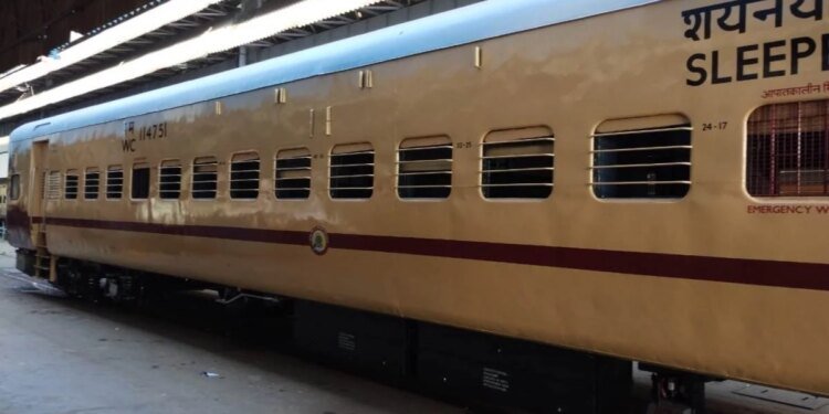 भोपाल में अब कोचों की मरम्मत में नहीं लगेंगे हफ्ते, इस मशीन से महज 2 दिन में ‘फिट’ होंगी ट्रेनें