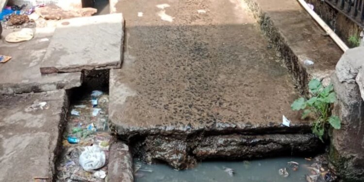 भोपाल में नगर निगम की फाइलों में पानी ‘साफ’, पर नलों से बह रहा ‘जहर’, महापौर हेल्पलाइन ने खोली पोल