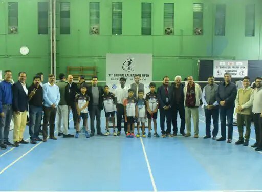 11वां भोपाल लाल परेड ओपन बैडमिंटन टूर्नामेंट शुरू:पार्थ, देवेंद्र, अमिताव और ओम सोनी ने जीते पहले मुकाबले, अगले दौर में प्रवेश