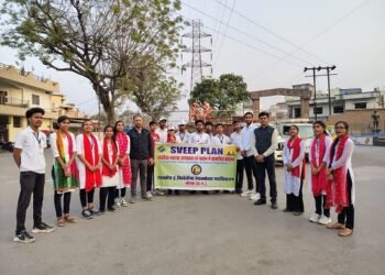 एसआईआर के तहत् नुक्कड नाटक का मंचन