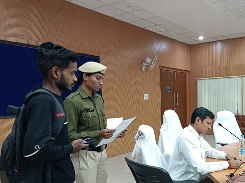 सीईओ जिला पंचायत ने जनदर्शन में सुनी आम नागरिको की समस्याएं