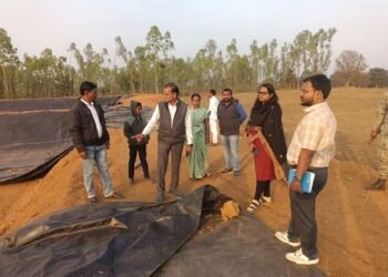 प्रधानमंत्री मत्स्य सम्पदा योजना के कार्यों का कलेक्टर ने किया निरीक्षण