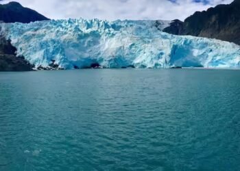 पहाड़ों में वॉटर बम : कश्मीर की हिमनदी झीलें तबाही के कगार पर, पढ़िए एक्सपर्ट्स की डरा देने वाली चेतावनी