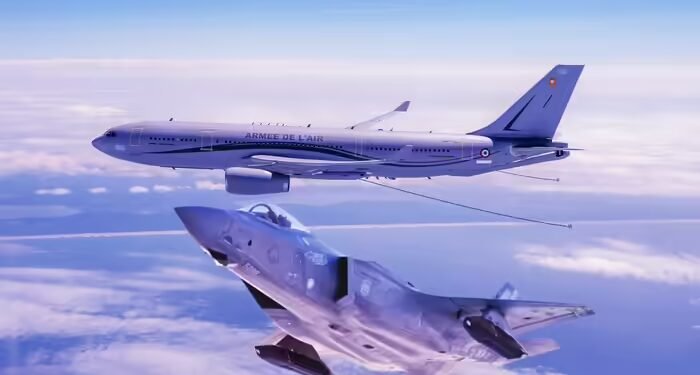 डेनमार्क ने दिखाई ट्रंप को आंख, ग्रीनलैंड के ऊपर उड़ाया F-35 फाइटर, फ्रांसीसी टैंकर एयरक्राफ्ट भी साथ