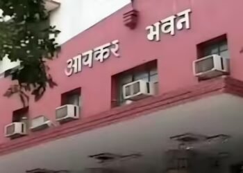 हरदोई में मजदूर को आयकर विभाग ने भेजा 7 करोड़ का नोटिस, सदमे में पूरा परिवार