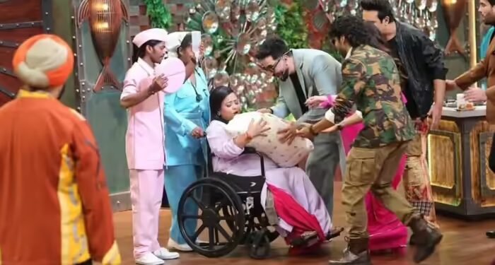 भारती सिंह अपने नवजात बेटे को लेकर पहुंचीं ‘लाफ्टर शेफ्स’, हाथ में ड्रिप लगाए सबको दिखाया काजू का चेहरा