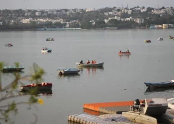 भोपाल में जिला प्रशासन और नगर निगम को दो सप्ताह में हटाना होगा बड़े तालाब से अतिक्रमण