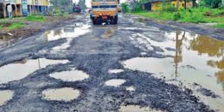 लोकपथ एप पर फोटो डालते ही सड़कों के गड्ढे ठीक करेगा लोक निर्माण विभाग