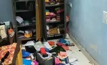 पिथौरा कर्मचारी कॉलोनी में 30 लाख की चोरी, ताला काटकर ले गए जेवर-नकदी