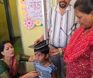 वजन त्योहार शिविर आयोजित, 169 बच्चों के पोषण की हुई जांच