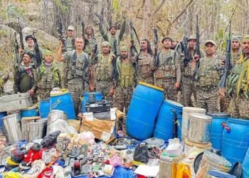 अबूझमाड़ में सुरक्षाबलों की बड़ी कार्रवाई, नक्सलियों का डंप और प्रेशर कुकर IED बरामद