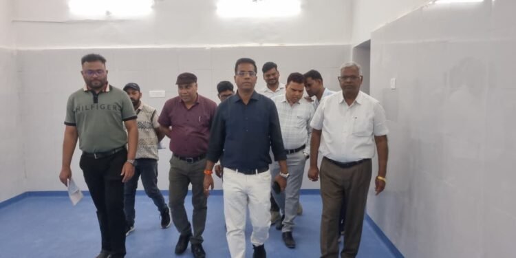 बिलाईगढ़ हॉस्पिटल में प्रायवेट के तर्ज पर दी जा रही सुविधा, कलेक्टर ने किया निरीक्षण