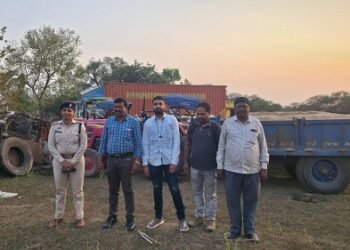 रेत के अवैध परिवहन कर रहे वाहनों पर कार्यवाही