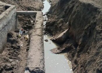 नहर टूटने से तीन गांवों के किसान प्रभावित:रामानुजगंज में खेतों में पानी नहीं मिलने से फसलें सूखने की कगार पर