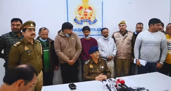 गाजियाबाद में नकली Liv-52 बनाने वाले सिंडिकेट का भंडाफोड़, सरगना समेत 5 आरोपी गिरफ्तार