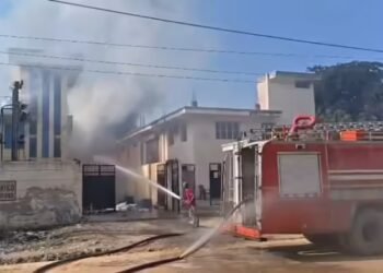 भिवाड़ी फैक्ट्री ब्लास्ट: बेटे की मौत से बेखबर पिता, मलबे में ढूंढते रहे अपना मिंटू