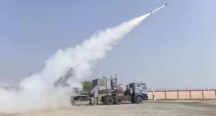 रूसी S-300 की जगह भारत का आकाश-NG एयर डिफेंस सिस्टम खरीद सकता है ग्रीस, जानें क्‍या है प्‍लान