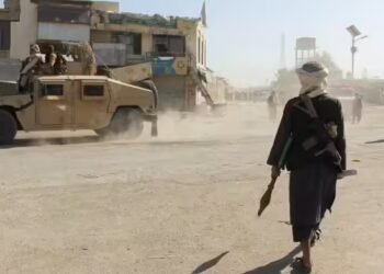 पाकिस्तान और अफगानिस्तान की सेना में फिर गोलीबारी, बॉर्डर पर जोरदार झड़प, तनाव बढ़ा