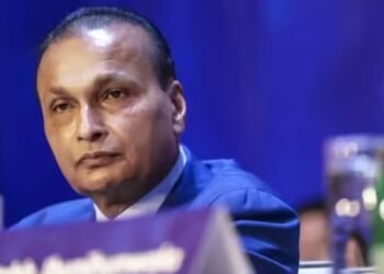 ईडी ने अनिल अंबानी और उनकी पत्नी को भेजा समन, विदेश में प्रॉपर्टी बेचने का है मामला