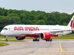 पौने तीन लाख रुपये का टिकट खरीदा, प्लेन में मिली टूटी कुर्सी और बदबूदार टॉयलेट, कोर्ट ने दिलाया 1.5 लाख का हर्जाना