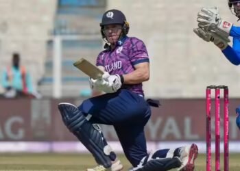 4, 4, 6, 6 स्कॉटलैंड के बल्लेबाज मार-मार के उतार दिया इटली का भूत, 440 की स्ट्राइक रेट से बनाए रन