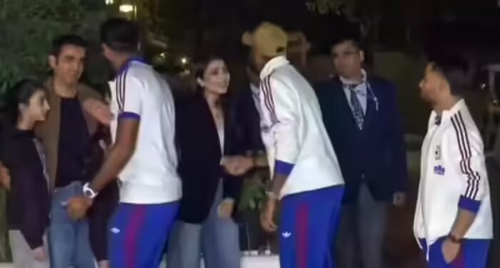 दिल्ली में गौतम गंभीर के घर पहुंची टीम इंडिया, टी20 वर्ल्ड कप के दूसरे मैच के लिए भारतीय खिलाड़ी तैयार