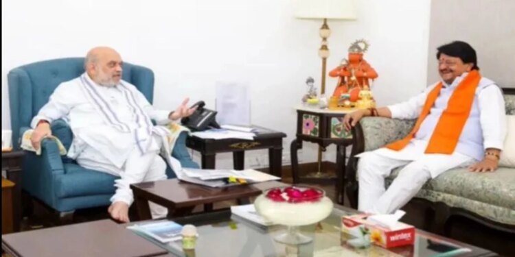 मंत्री कैलाश विजयवर्गीय को दिल्ली तलब करने पर MP की सियासत गरमाई, अमित शाह से शनिवार को हुई थी मुलाकात