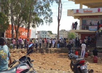 भोपाल के होटलों-ढाबों को बड़ी राहत, 15 दिन बाद कमर्शियल सिलिंडरों की आपूर्ति शुरू, इंडेन ने जारी किए 700 सिलिंडर