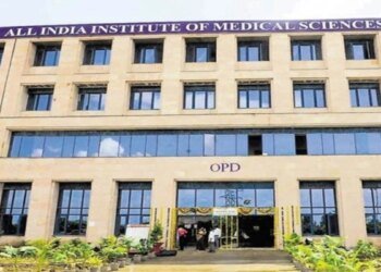 एम्स के डॉक्टर्स ने की नासाग्रसनी के विशेष ग्रंथि की खोज, कई बीमारियों को पहचानने में होगी आसानी