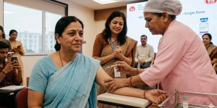 भोपाल में इन्फ्लुएंसरों की हेल्प से बढ़ेगा HPV वैक्सीनेशन कैंपेन, किशोरियों के साथ पुरुषों को भी मिलेगा वायरस से सुरक्षा लाभ