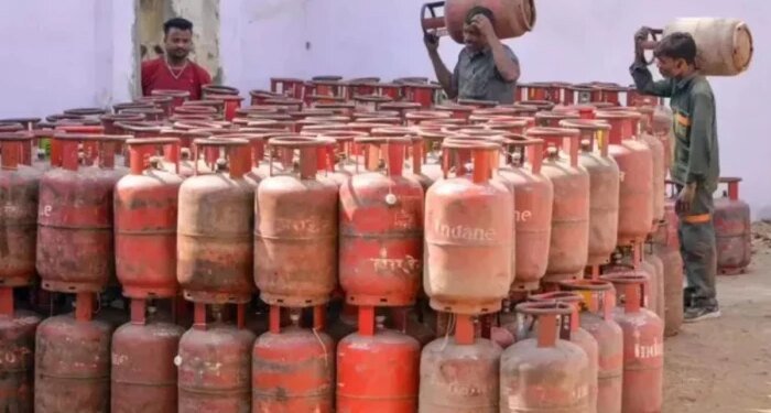 भोपाल में पटरी पर लौटी घरेलू गैस आपूर्ति, व्यावसायिक सिलिंडर पर अब भी असमंजस
