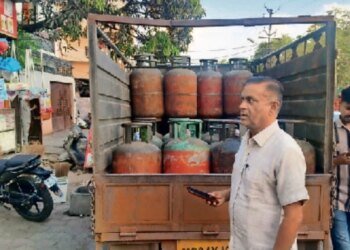 Bhopal में 23 हजार सिलिंडरों की आपूर्ति, फिर भी कतार में 27 हजार उपभोक्ता; व्यवसायियों में कारोबार ठप होने का भय