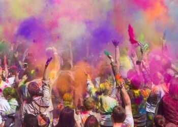 होली पर सख्त निगरानी: जबरन रंग डालने पर होगी FIR, 3000 जवान तैनात