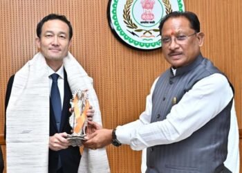 सीएम साय से जापान दूतावास के मंत्री नोरिआकि ने की मुलाकात