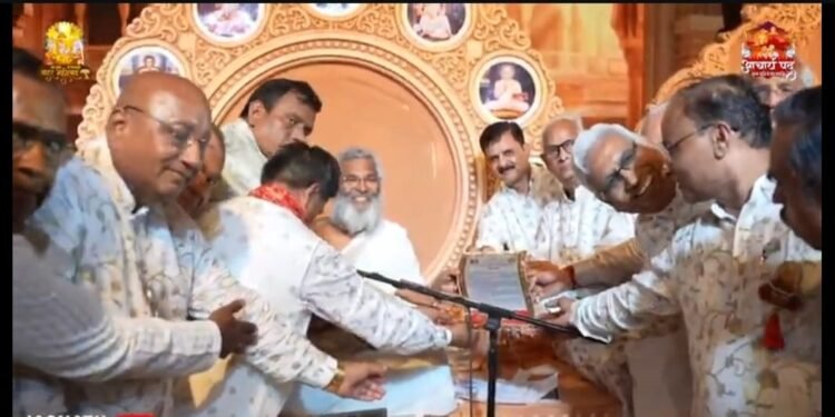 आचार्य जिनमणिप्रभ सूरीश्वर को जैन श्रीसंघों ने राष्ट्ररत्न उपाधि से विभूषित किया