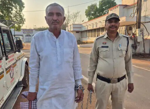 अफीम की बीज सप्लाई करने वाला आरोपी अरेस्ट