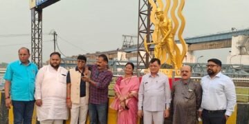 उद्योेग मंत्री ने कोलमैन की प्रतिमा का किया अनावरण