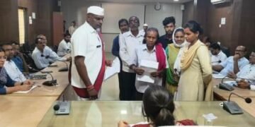 जनदर्शन में कलेक्टर ममगाईं ने आमजन की सुनीं समस्याएं, 44 आवेदन प्राप्त हुए