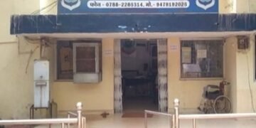 दुर्ग में अवैध स्क्रैप कारोबार पर पुलिस की बड़ी कार्रवाई, 60 टन कबाड़ और कई वाहन जब्त