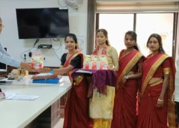 दंतेवाड़ा से रायपुर तक पहुँचा महिला समूह का हर्बल गुलाल, सुरक्षित और पर्यावरण-अनुकूल होली की पहल